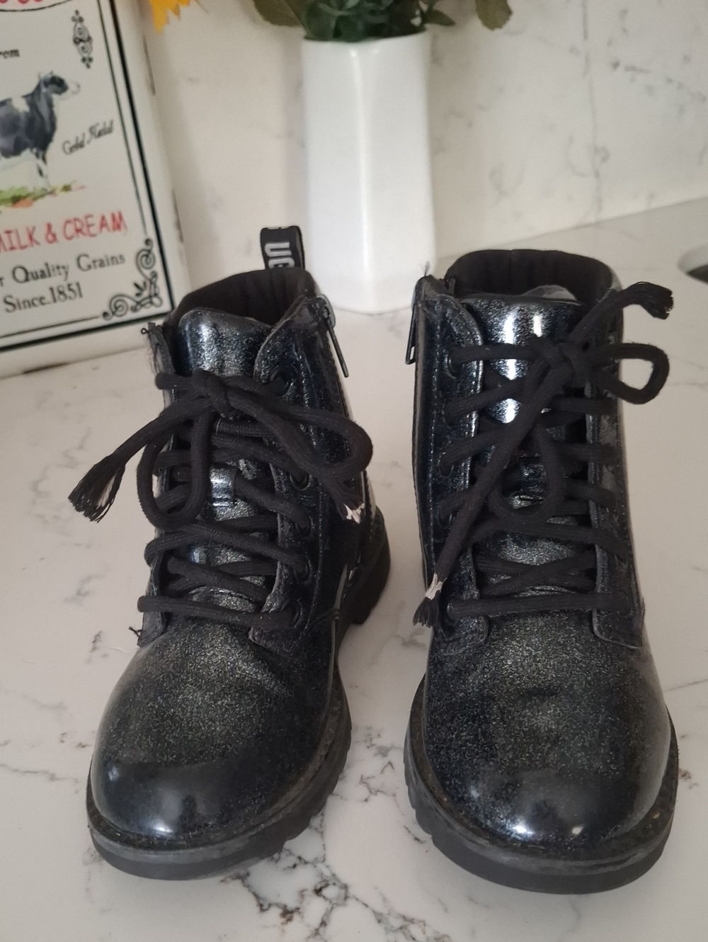 UGG Kids Black Glitter Lace-Up Ankle Boots